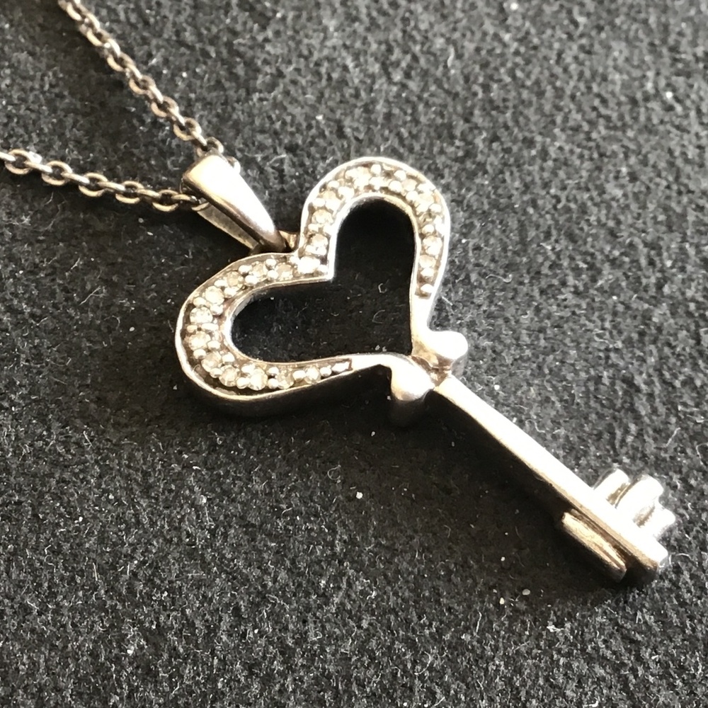 Key pendant Real diamonds and silver